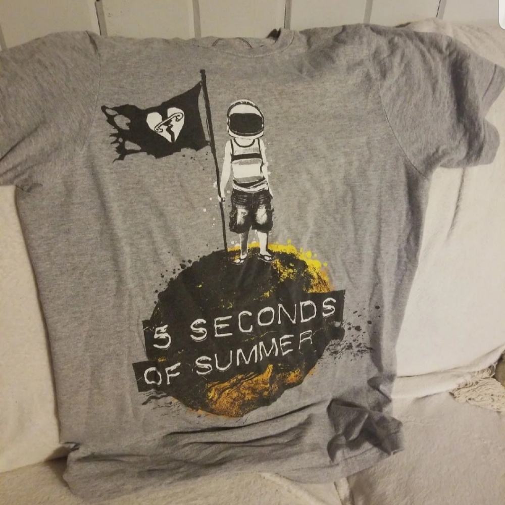 5 seconds of summer t shirt